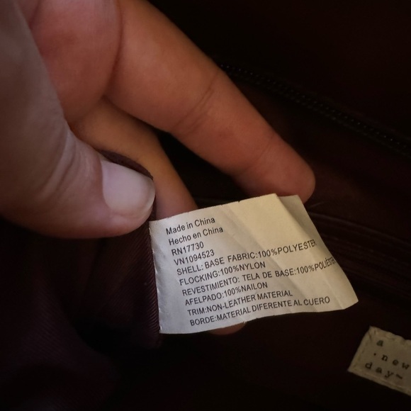 A NEW DAY Faux Hair Tote - Picture 3 of 15